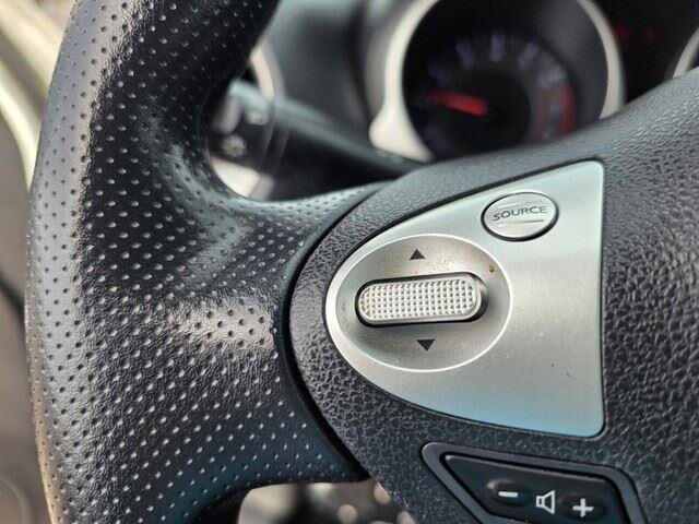 2013 Nissan Juke in Mesa, AZ 85212 - 18099555 27