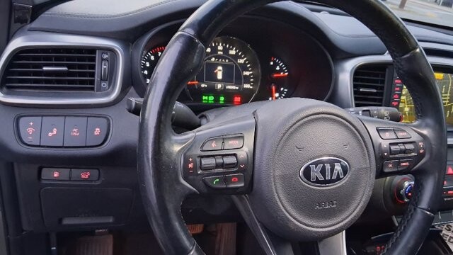 2016 Kia Sorento in Cartersville, GA 30120 - 18099558 10