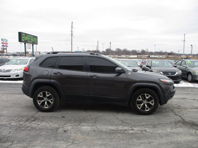 2016 Jeep Cherokee in Oak Grove, MO 64075 - 18099562 4