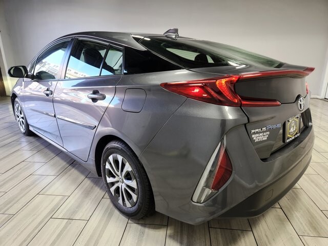 2022 Toyota Prius Prime in Cinnaminson, NJ 08077 - 18099568 3