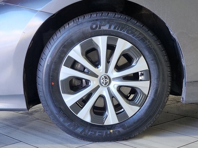 2022 Toyota Prius Prime in Cinnaminson, NJ 08077 - 18099568 9