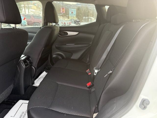 2019 Nissan Rogue Sport in Barton, MD 21521 - 18099571 4