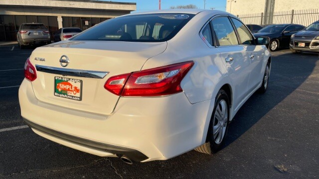 2016 Nissan Altima in Dallas, TX 75228 - 18099575 6