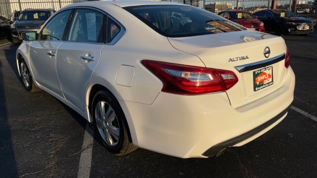 2016 Nissan Altima in Dallas, TX 75228 - 18099575 9