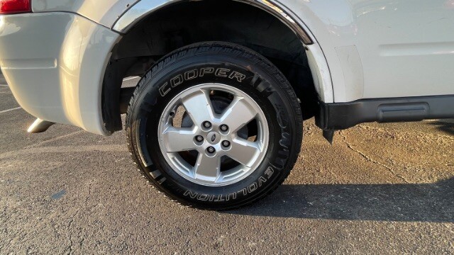 2011 Ford Escape in Dallas, TX 75228 - 18099576 5