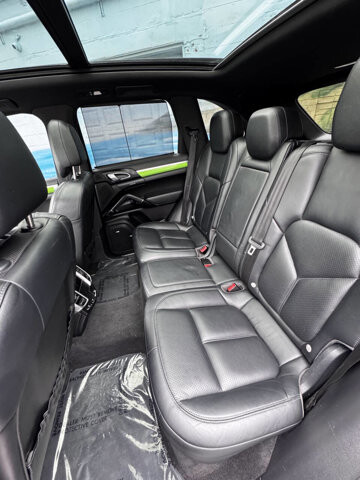 2015 Porsche Cayenne in Eastpointe, MI 48021 - 18099580 9