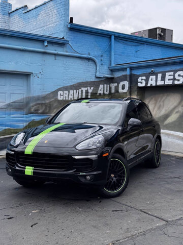 2015 Porsche Cayenne in Eastpointe, MI 48021 - 18099580 3