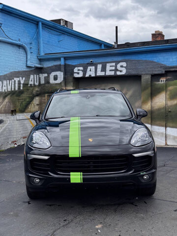 2015 Porsche Cayenne in Eastpointe, MI 48021 - 18099580 2
