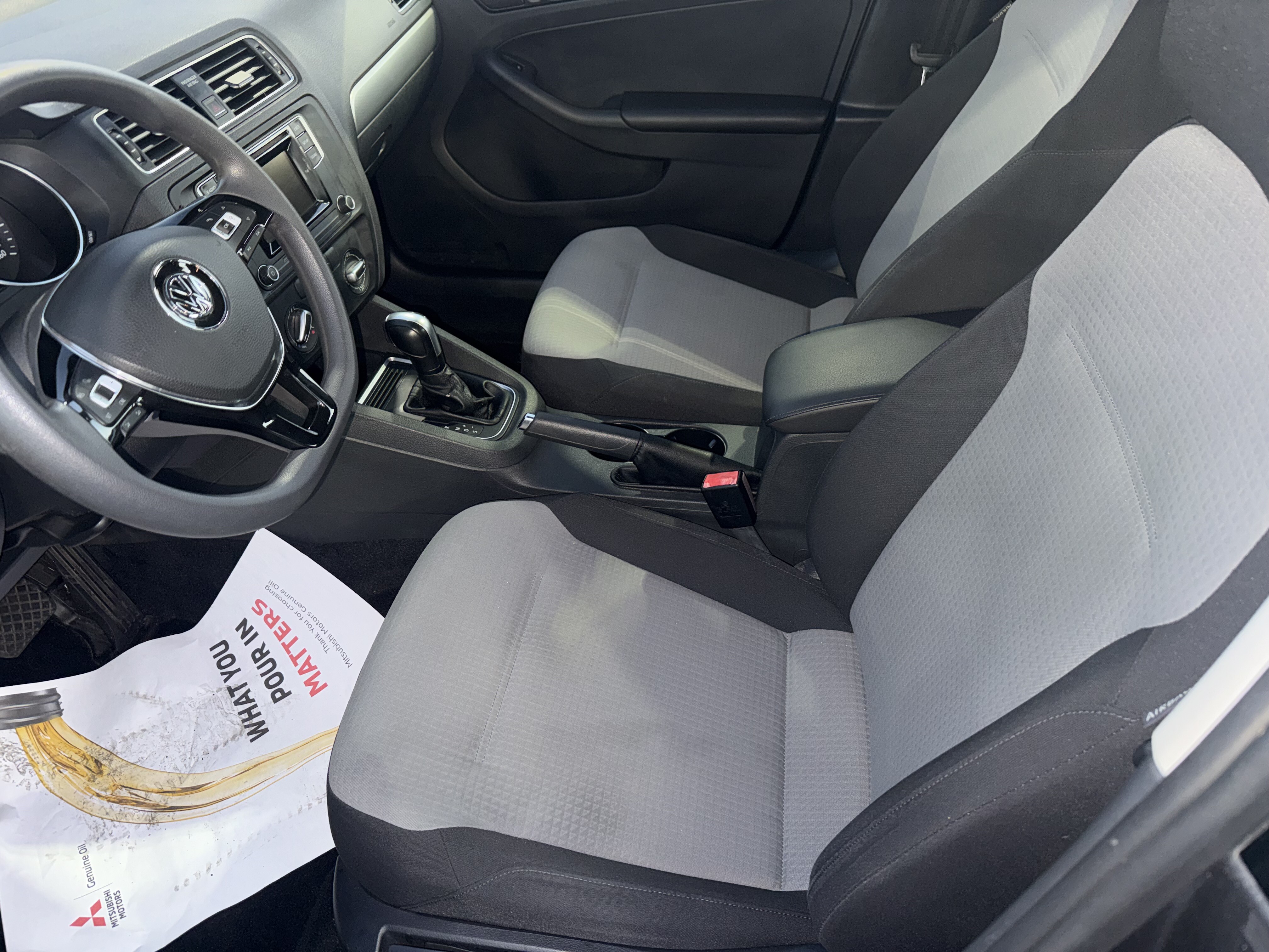 2018 Volkswagen Jetta in Phoenix, AZ 85022 - 18099586 9