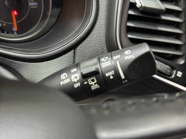 2020 Jeep Cherokee in Burlington, WI 53105 - 18099589 25