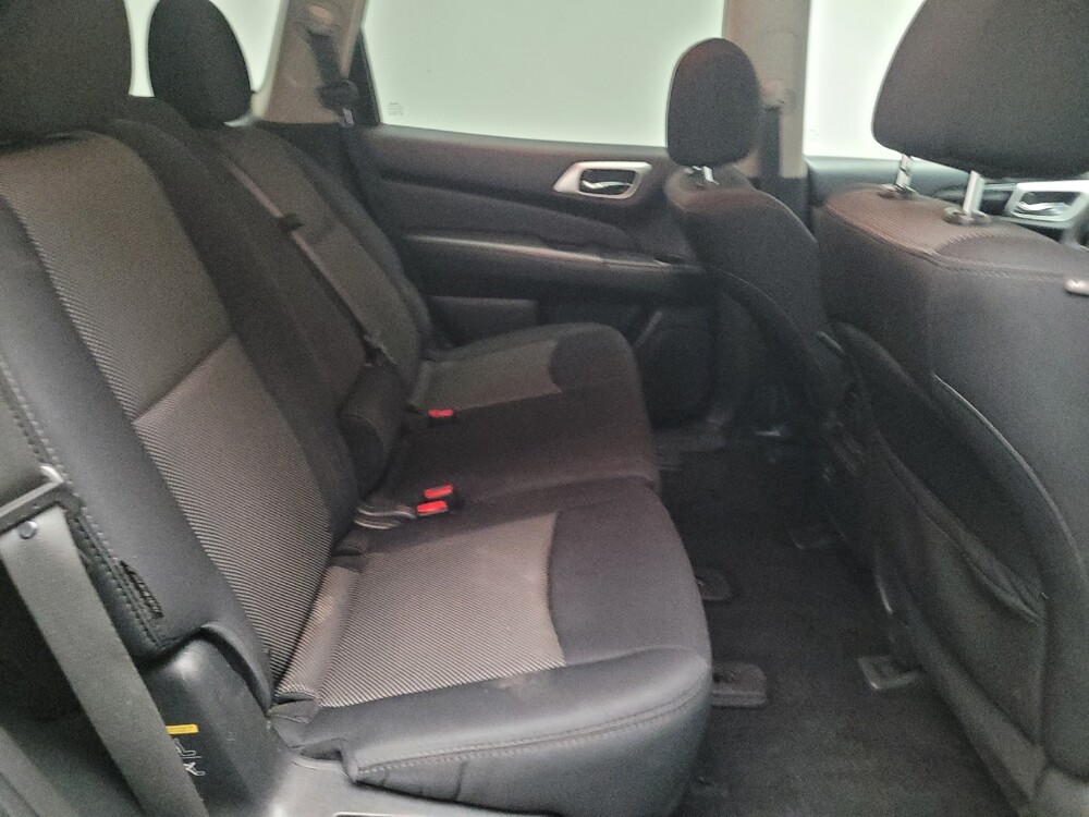 2018 Nissan Pathfinder in El Cajon, CA 92020 - 18099590 19