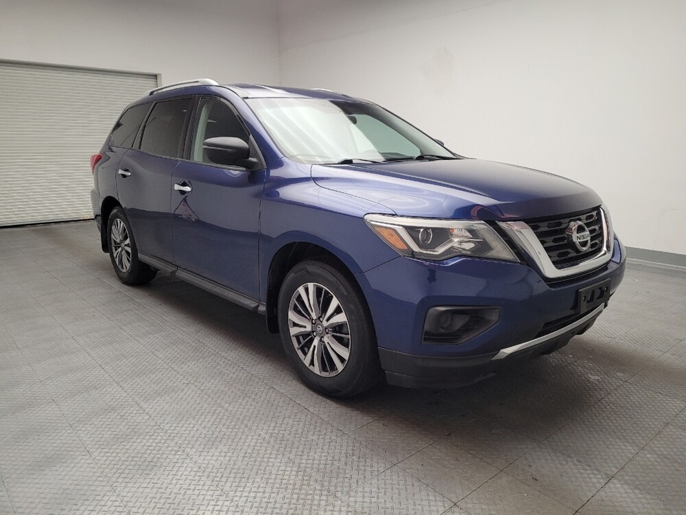 2018 Nissan Pathfinder in El Cajon, CA 92020 - 18099590 13