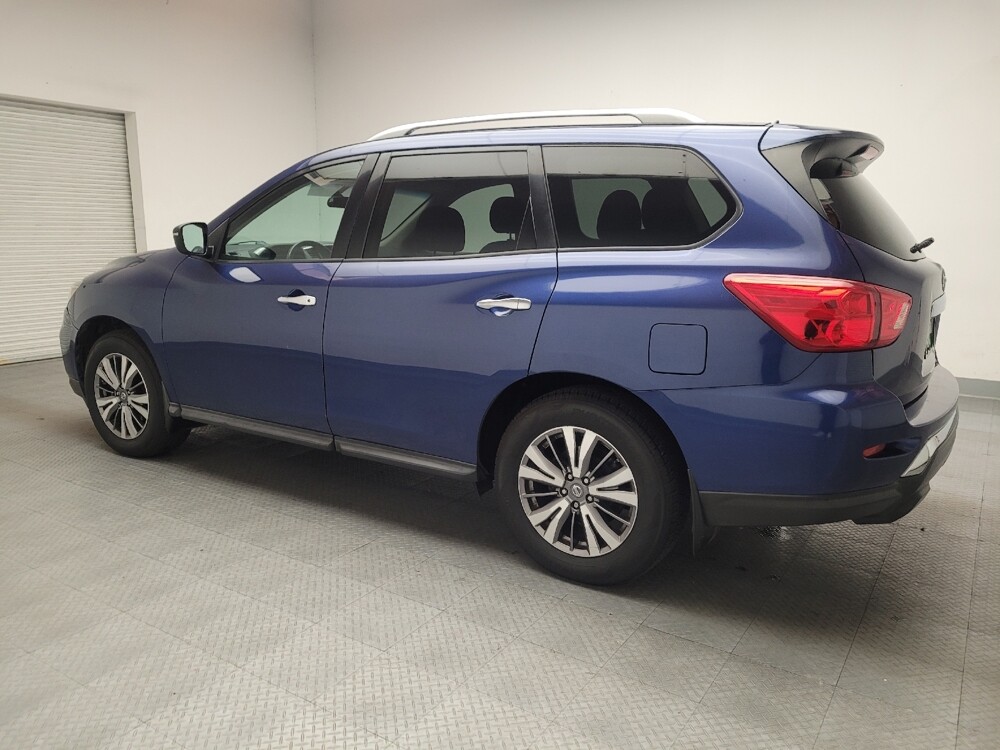 2018 Nissan Pathfinder in El Cajon, CA 92020 - 18099590 3