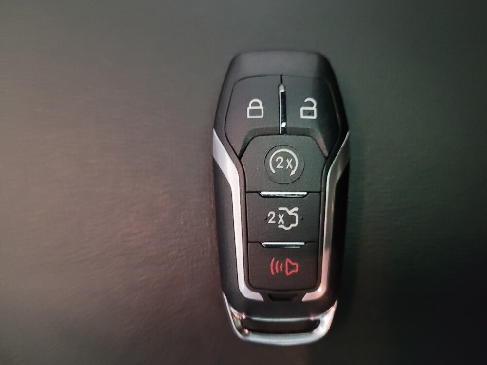 2017 Ford Explorer in El Cajon, CA 92020 - 18099593 32