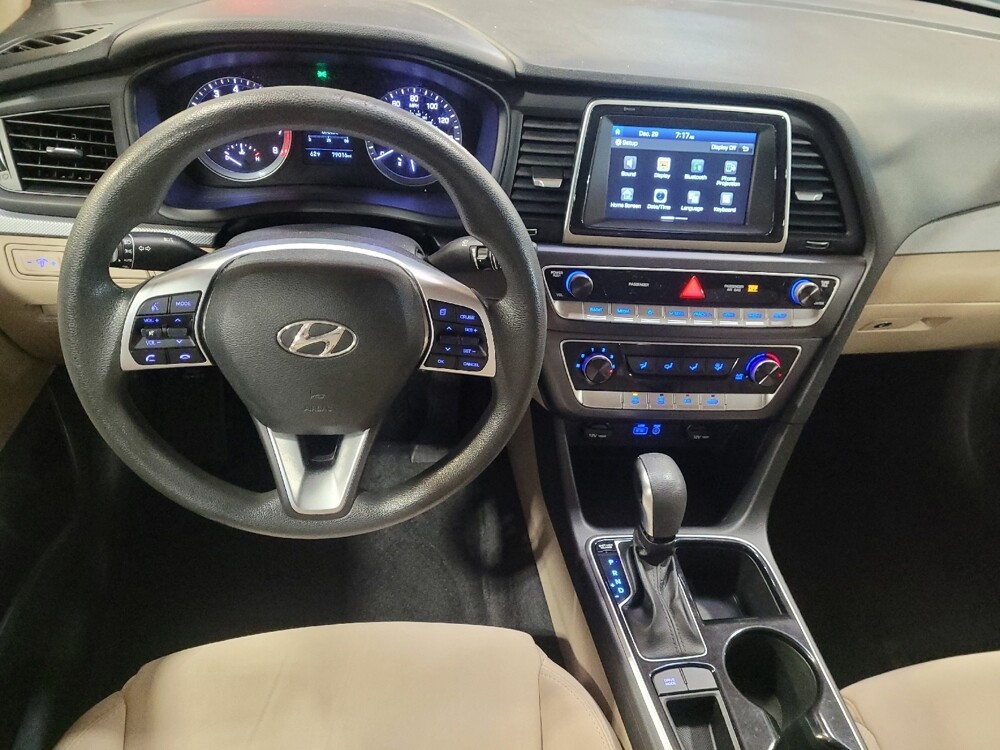 2019 Hyundai Sonata in Montclair, CA 91763 - 18099596 22