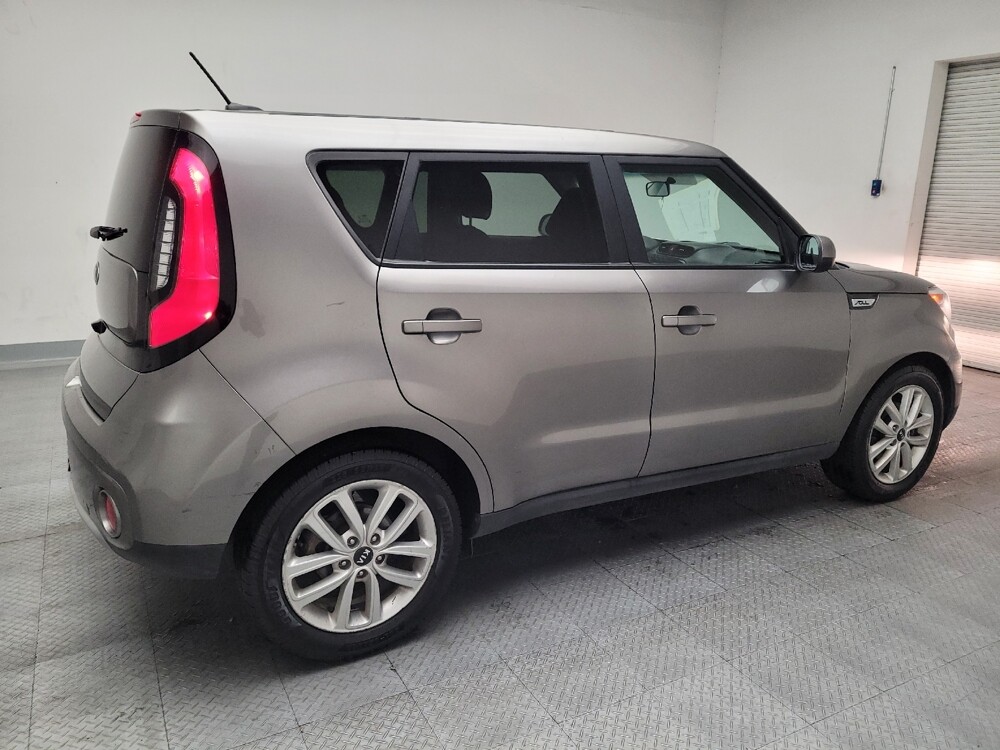 2019 Kia Soul in Riverside, CA 92504 - 18099597 10