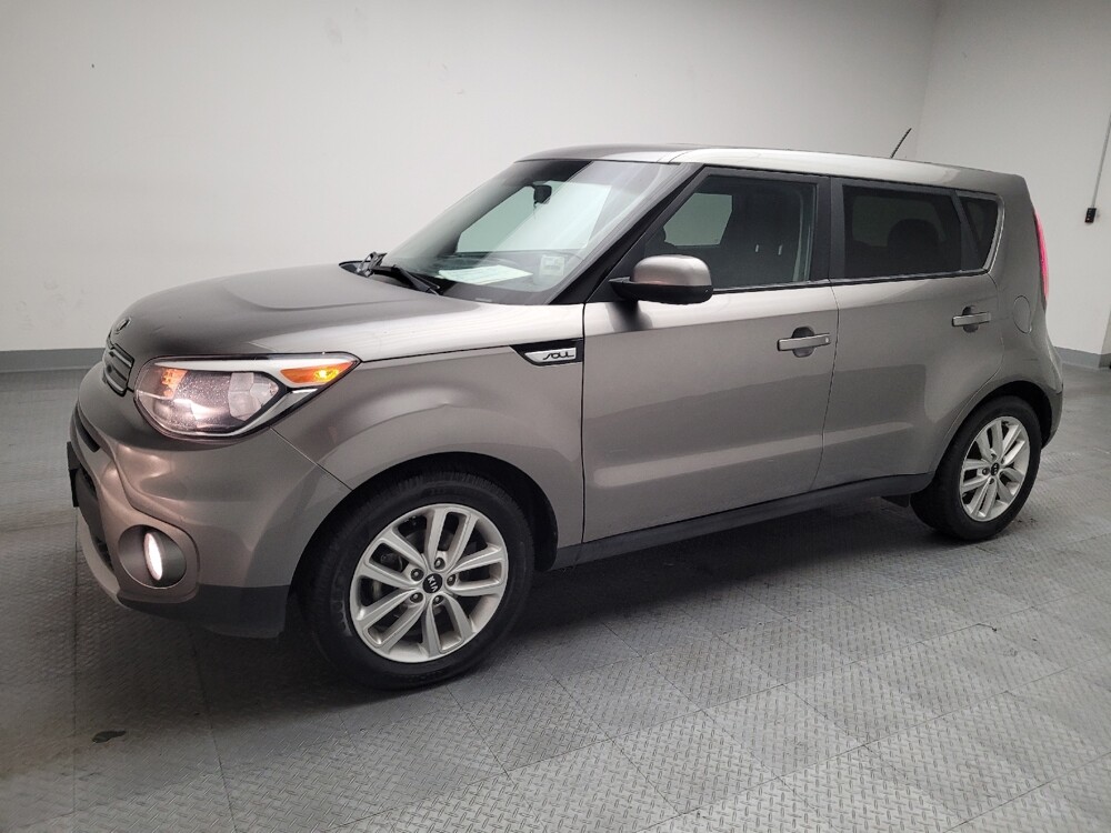 2019 Kia Soul in Riverside, CA 92504 - 18099597 2