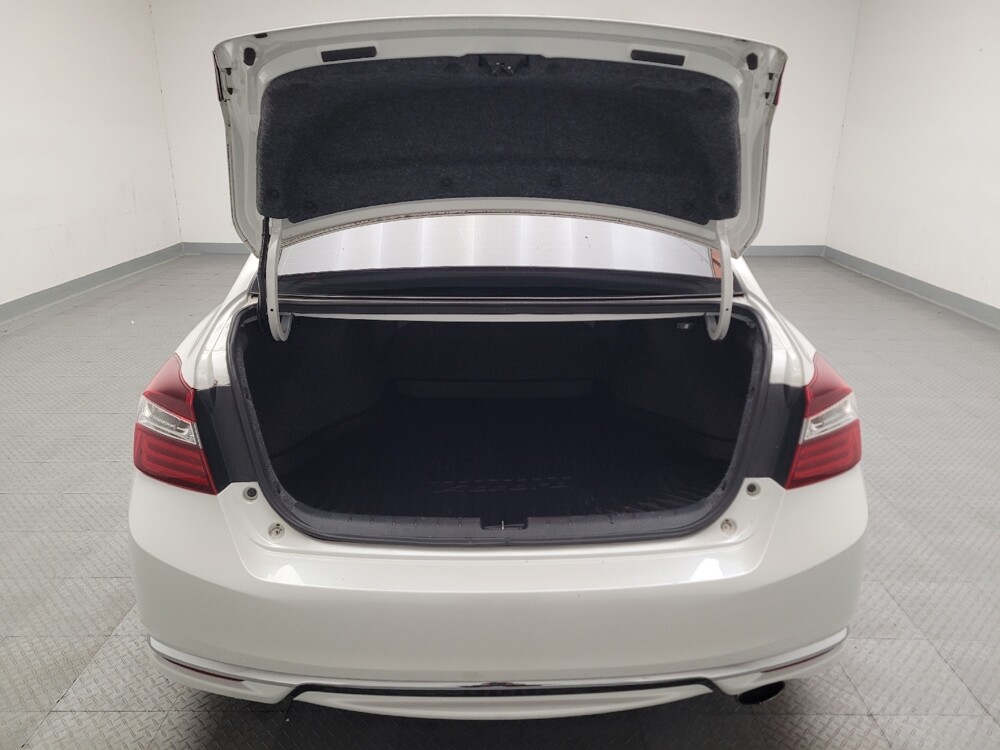 2017 Honda Accord in Downey, CA 90241 - 18099598 29