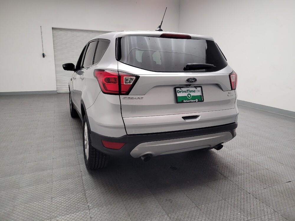 2019 Ford Escape in Riverside, CA 92504 - 18099603 6