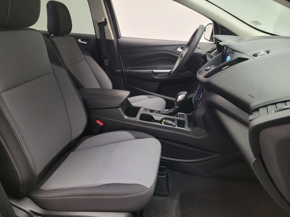 2019 Ford Escape in Riverside, CA 92504 - 18099603 21