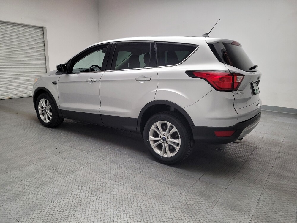 2019 Ford Escape in Riverside, CA 92504 - 18099603 3