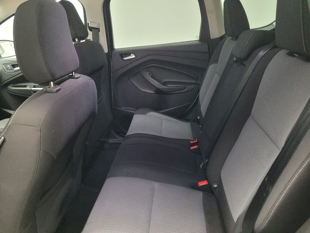 2019 Ford Escape in Riverside, CA 92504 - 18099603 18