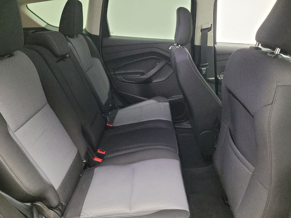 2019 Ford Escape in Riverside, CA 92504 - 18099603 19