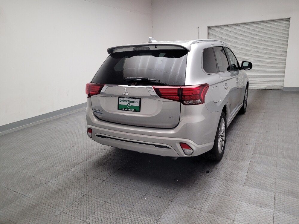 2020 Mitsubishi Outlander in Riverside, CA 92504 - 18099606 7