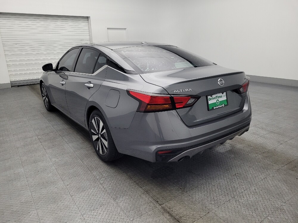 2019 Nissan Altima in Pensacola, FL 32505 - 18099621 5