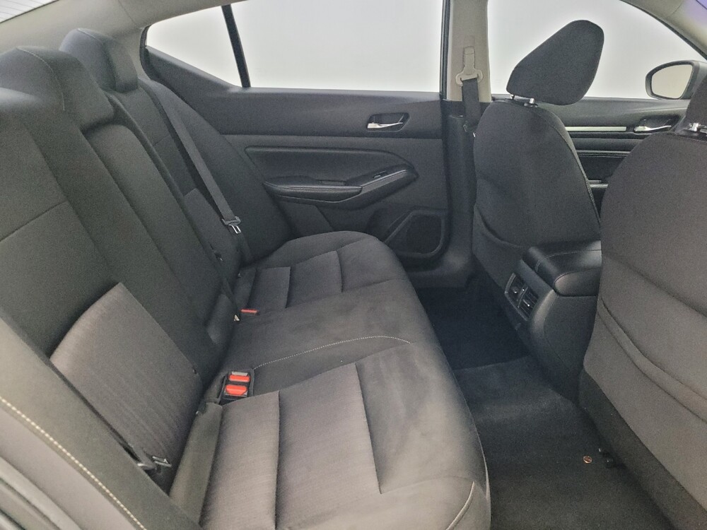 2019 Nissan Altima in Pensacola, FL 32505 - 18099621 19