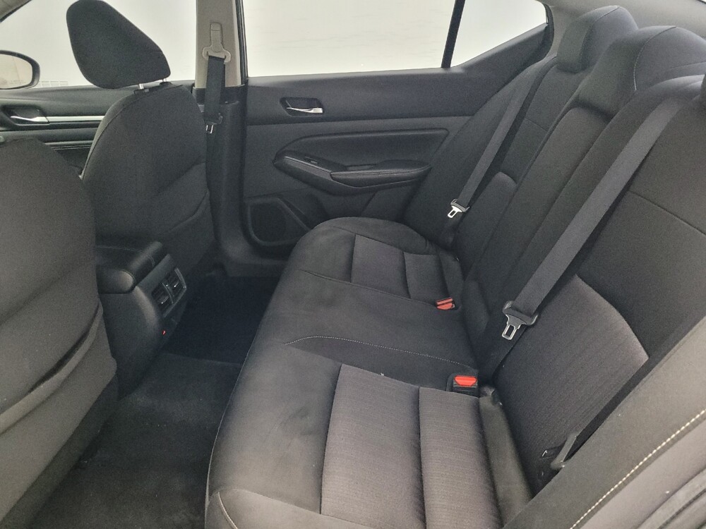 2019 Nissan Altima in Pensacola, FL 32505 - 18099621 18