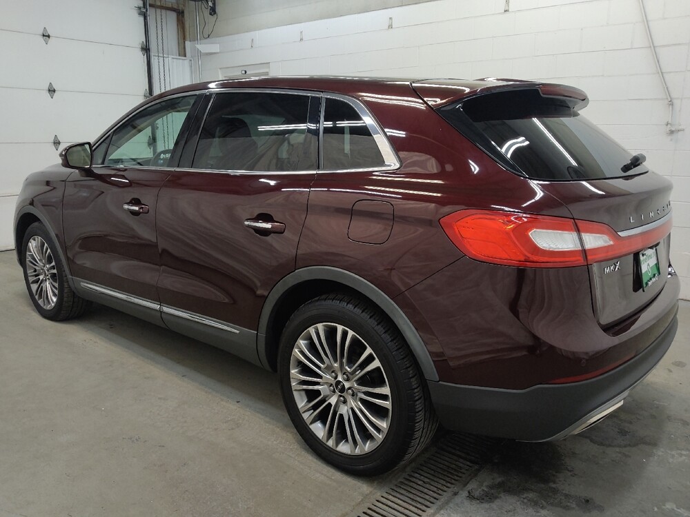 2017 Lincoln MKX in Fairfield, OH 45014 - 18099623 3