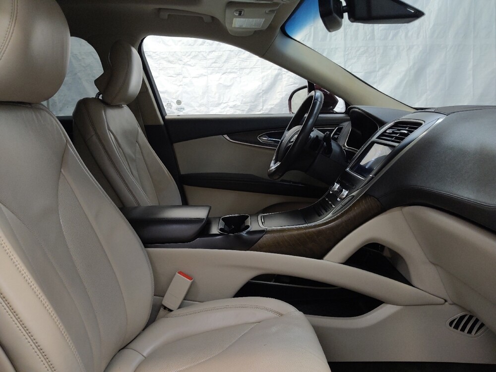 2017 Lincoln MKX in Fairfield, OH 45014 - 18099623 21