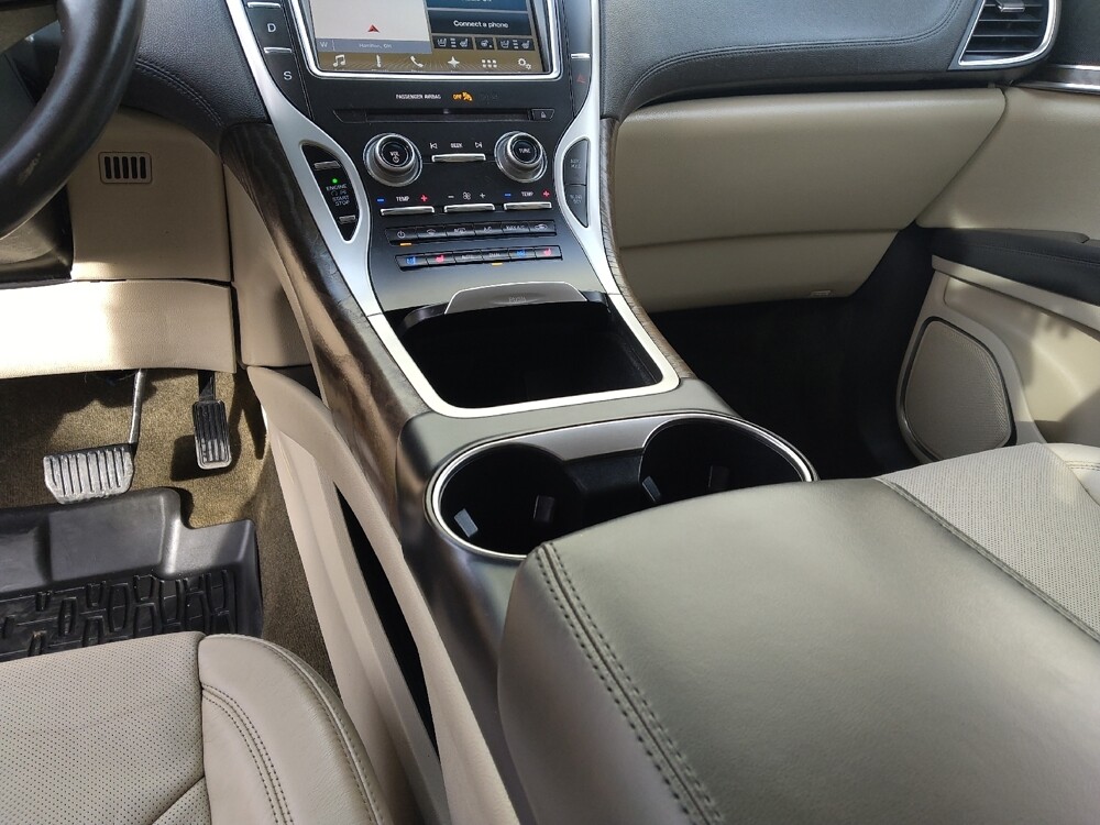 2017 Lincoln MKX in Fairfield, OH 45014 - 18099623 26