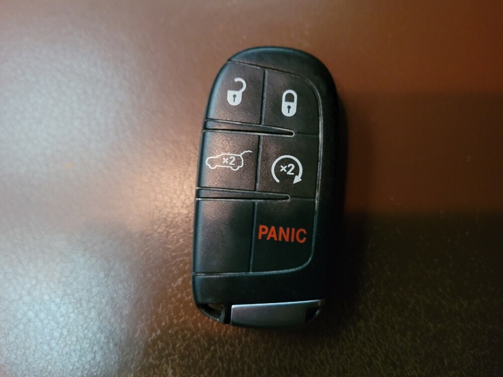 2018 Jeep Grand Cherokee in Riverside, CA 92504 - 18099625 32