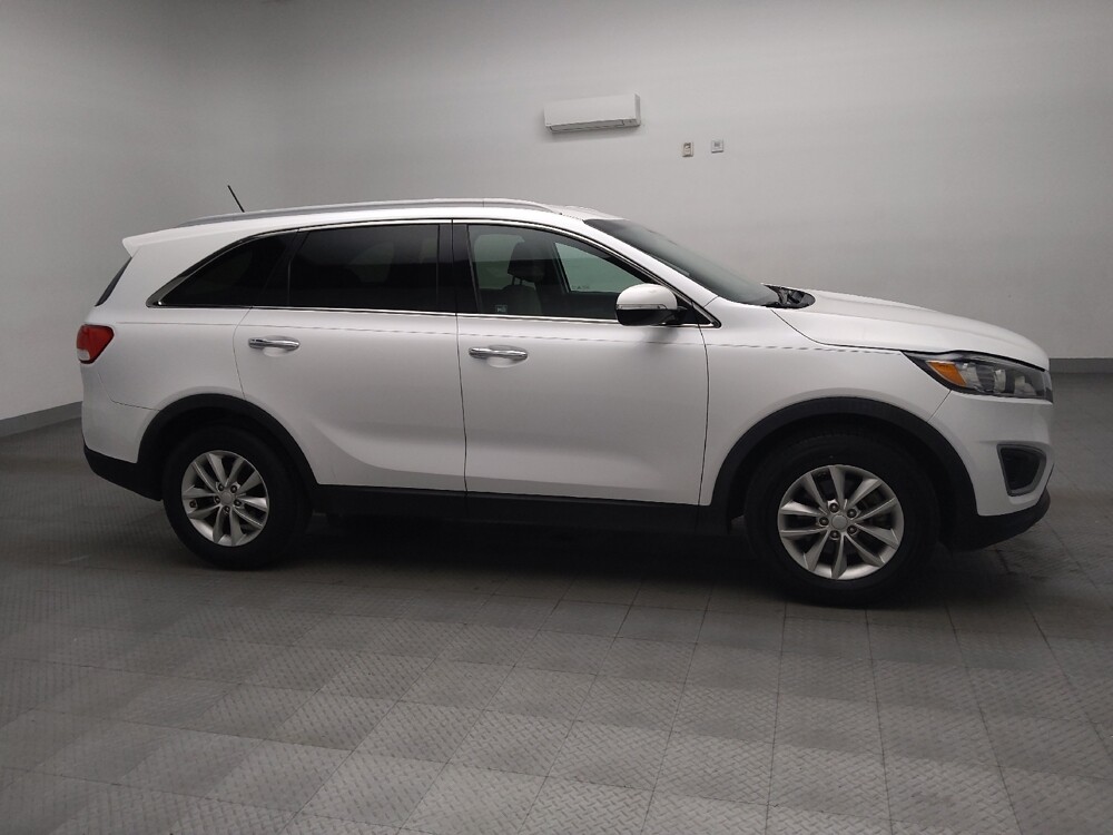 2017 Kia Sorento in Lubbock, TX 79424 - 18099630 11