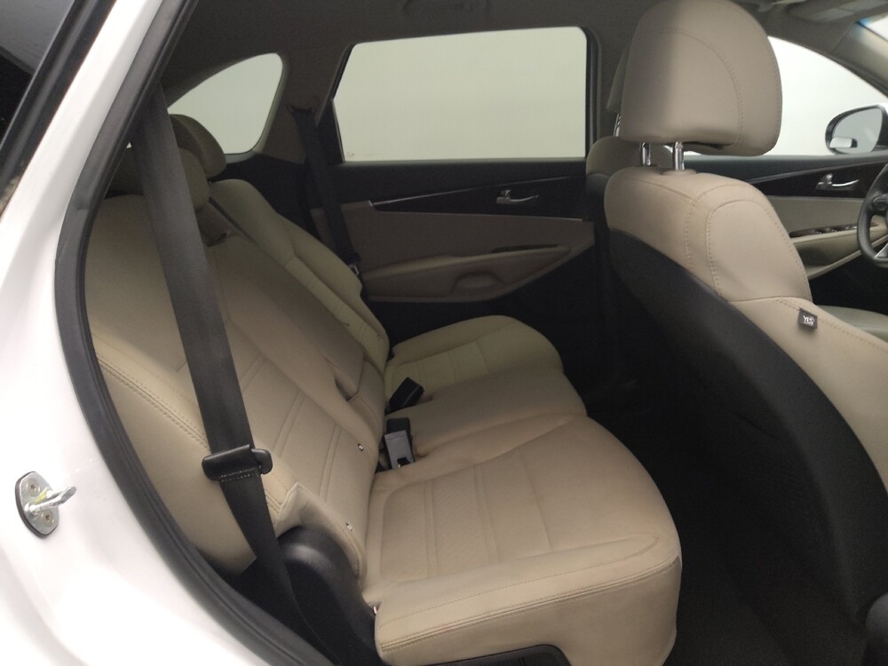 2017 Kia Sorento in Lubbock, TX 79424 - 18099630 19