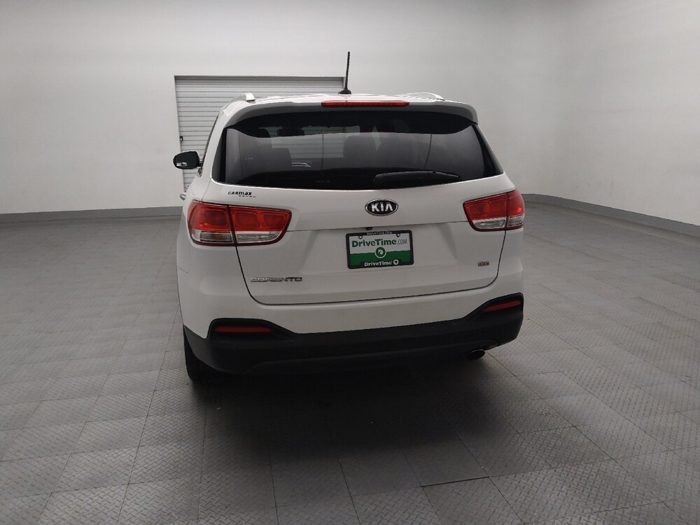 2017 Kia Sorento in Lubbock, TX 79424 - 18099630 6