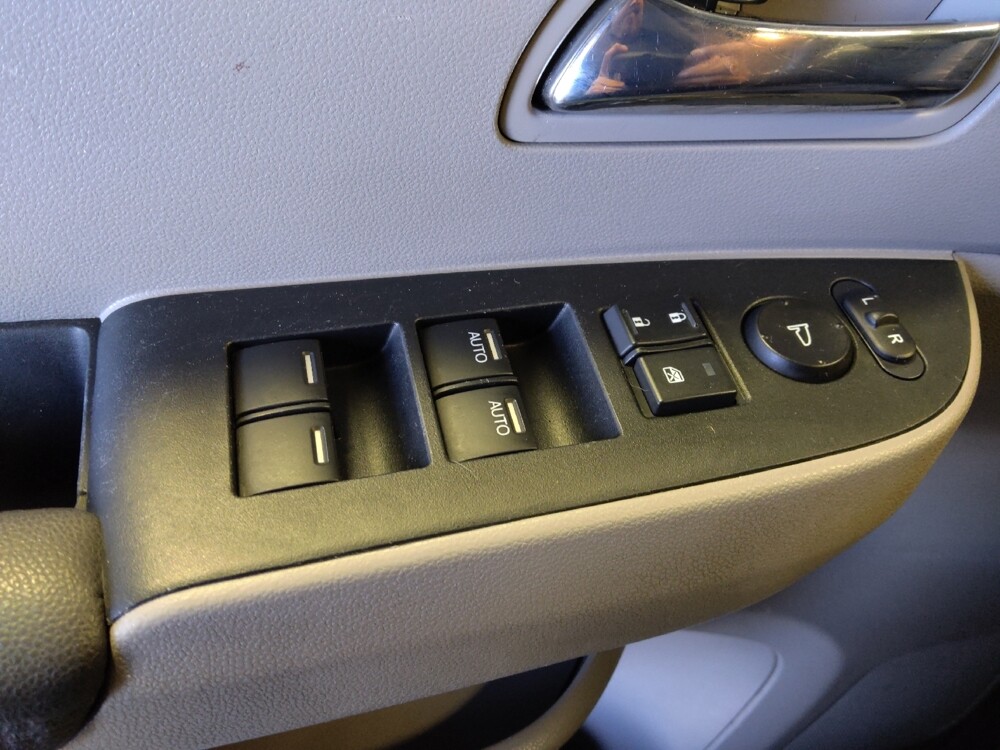 2016 Honda Odyssey in Chandler, AZ 85225 - 18099642 27