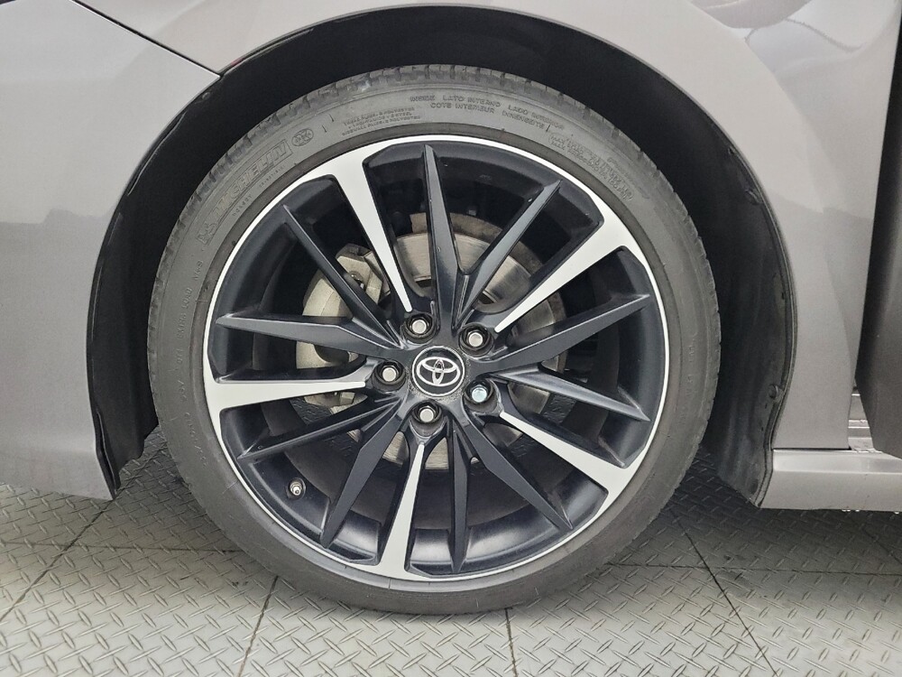 2018 Toyota Camry in Glendale, AZ 85301 - 18099645 31