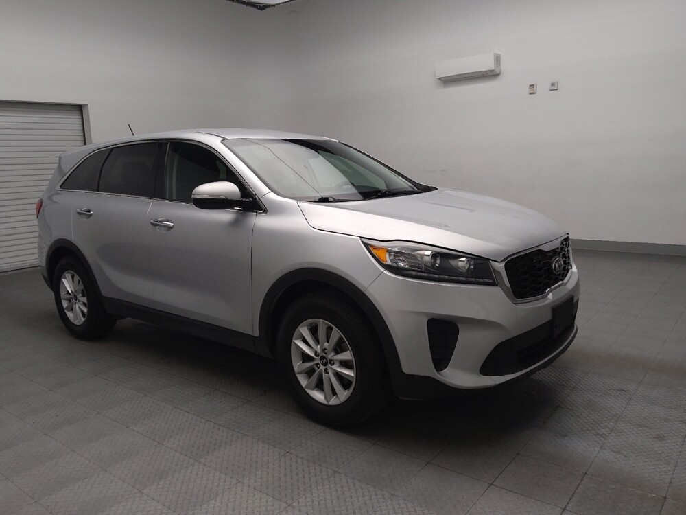 2020 Kia Sorento in Arlington, TX 76011 - 18099649 11