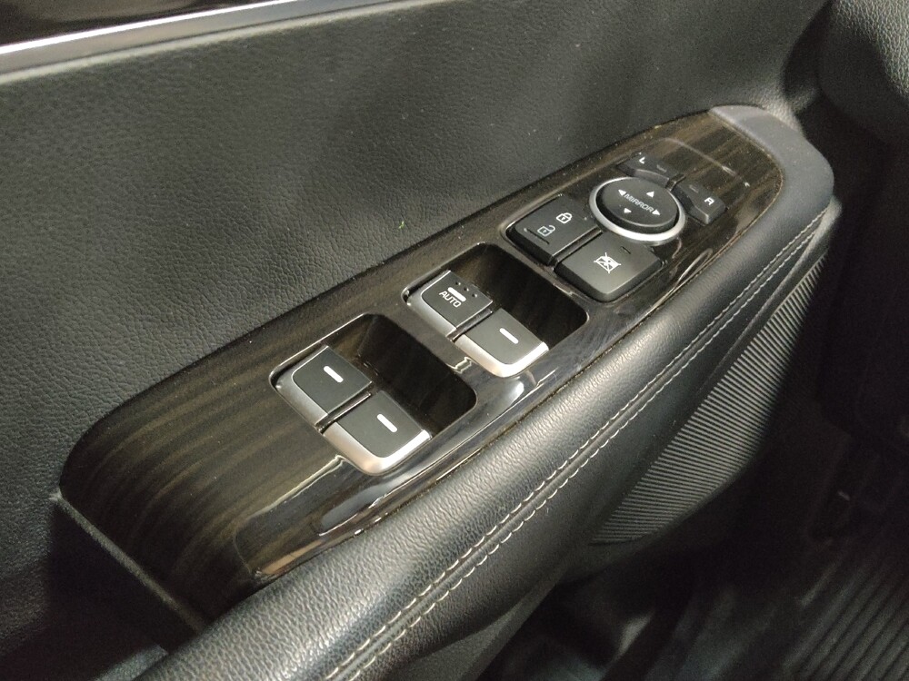 2020 Kia Sorento in Arlington, TX 76011 - 18099649 27