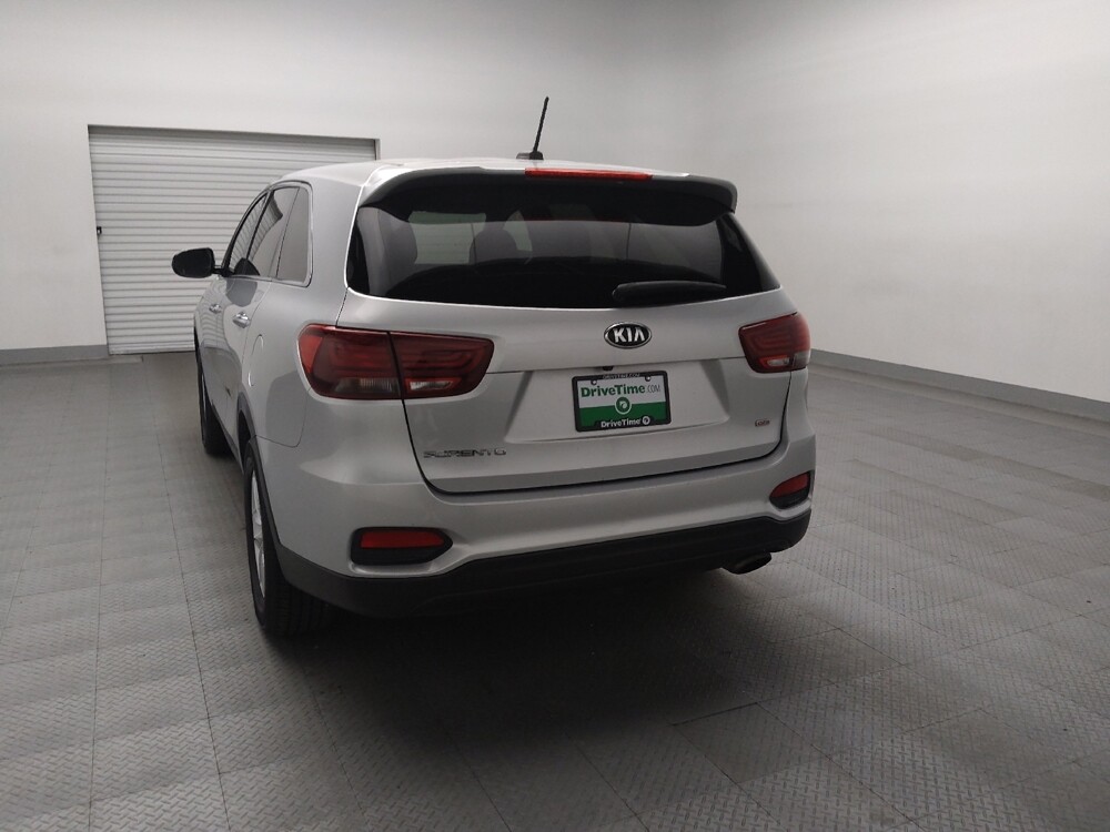 2020 Kia Sorento in Arlington, TX 76011 - 18099649 6
