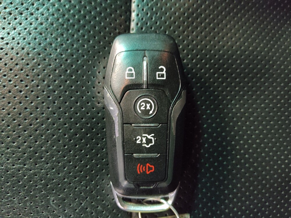 2016 Ford Explorer in Tallahassee, FL 32304 - 18099653 32