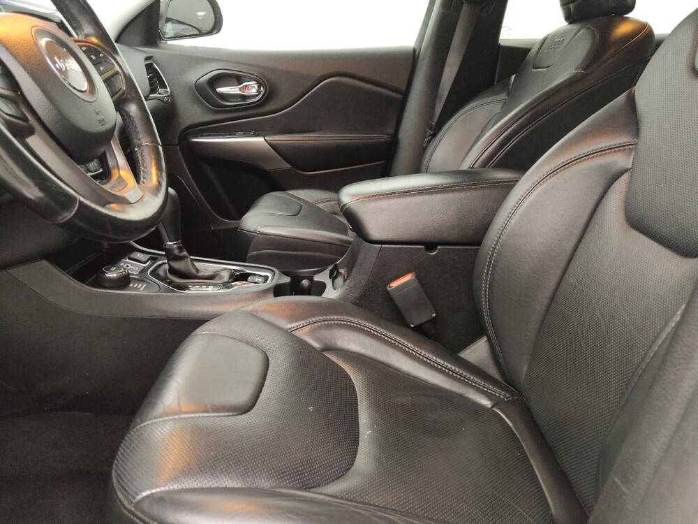 2019 Jeep Cherokee in Bradenton, FL 34207 - 18099655 17