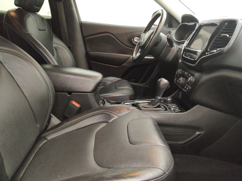 2019 Jeep Cherokee in Bradenton, FL 34207 - 18099655 21