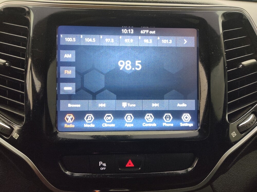 2019 Jeep Cherokee in Bradenton, FL 34207 - 18099655 25