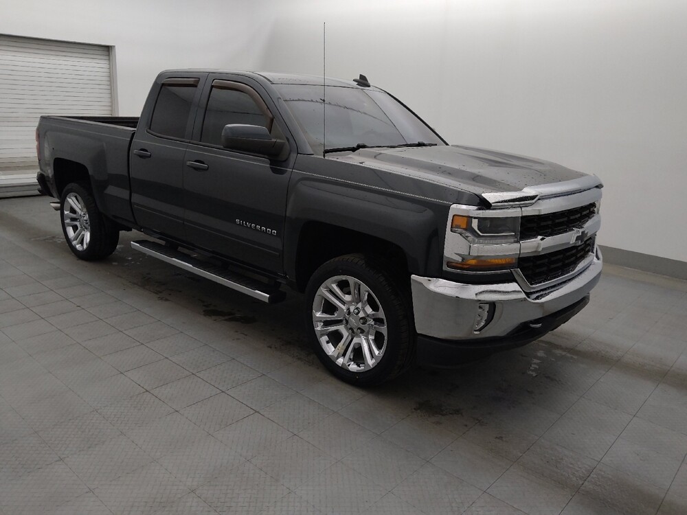 2018 Chevrolet Silverado 1500 in Fort Myers, FL 33907 - 18099657 11