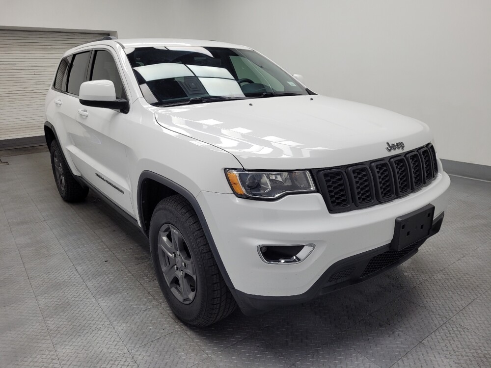 2017 Jeep Grand Cherokee in Las Vegas, NV 89104 - 18099660 13