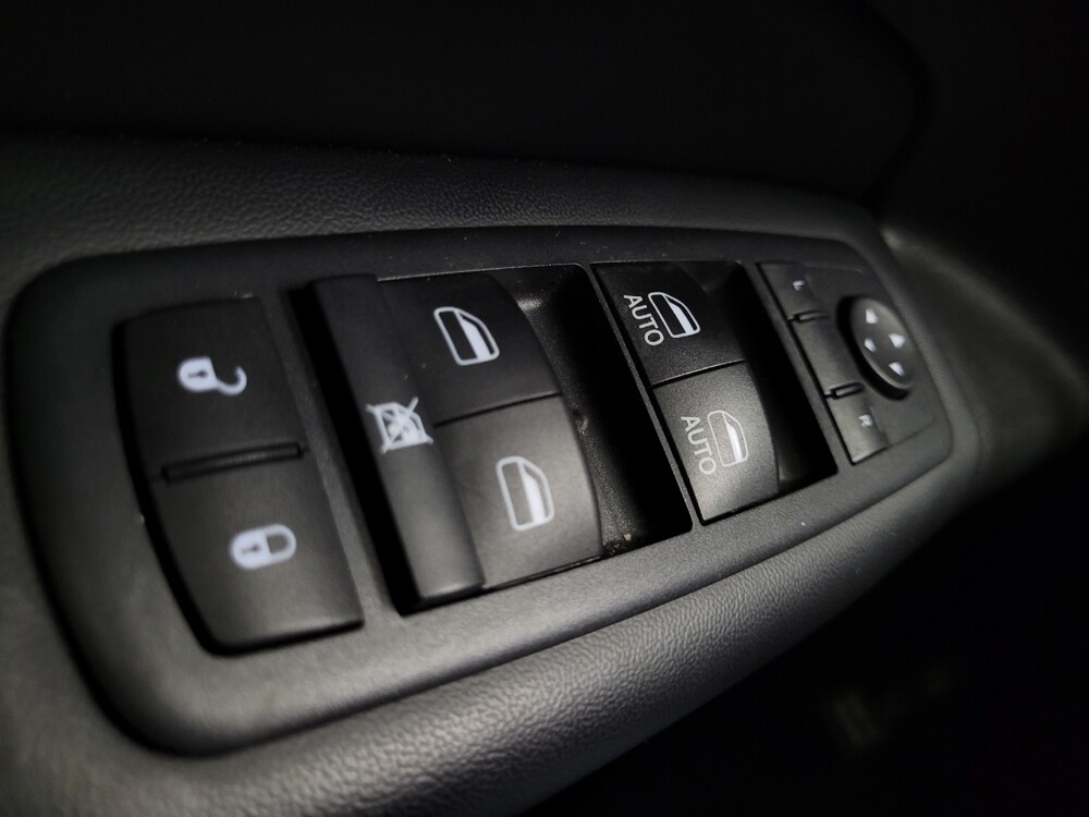 2017 Jeep Grand Cherokee in Las Vegas, NV 89104 - 18099660 27